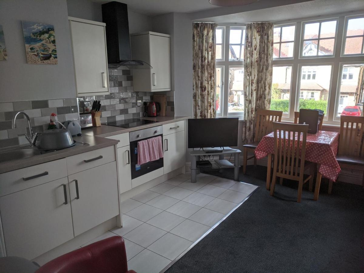 Buile Hill Holiday Flats Llandudno Exterior photo